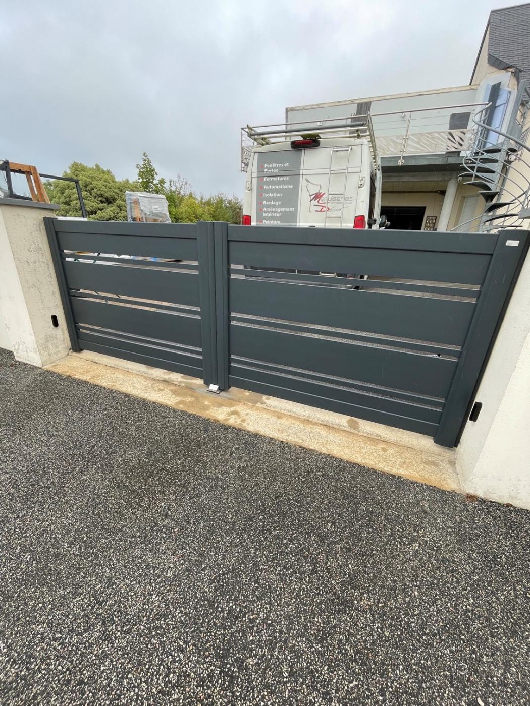 portail battant motoris� sib